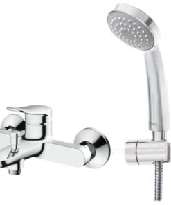 Vòi hoa sen TOTO TBS04302V/DGH104ZR nóng lạnh tắm đứng